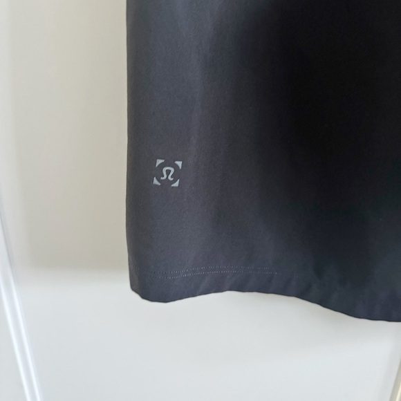Lululemon T.H.E. Short 9" Linerless Black Sz Small - Picture 8 of 11